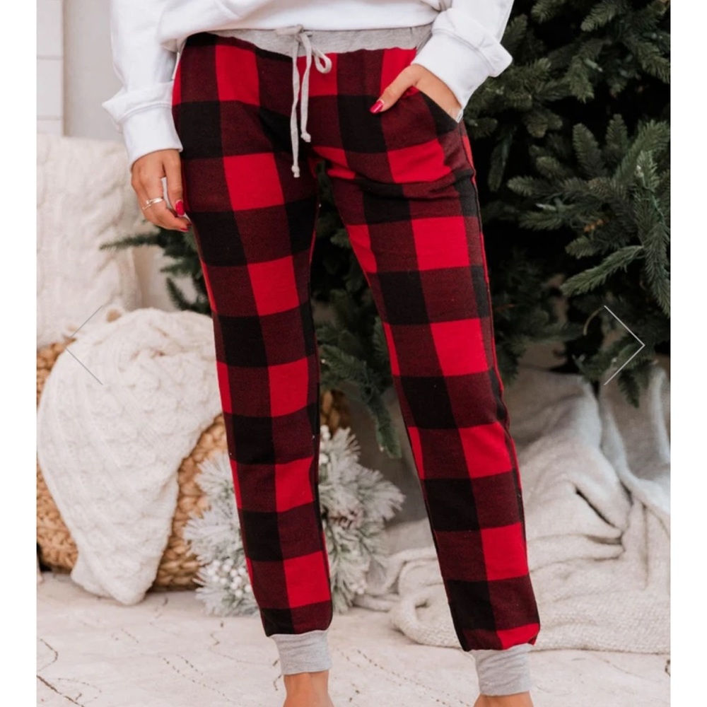 YOU'RE MY FAVORITE RED PLAID LOUNGE PANTS ⭐️